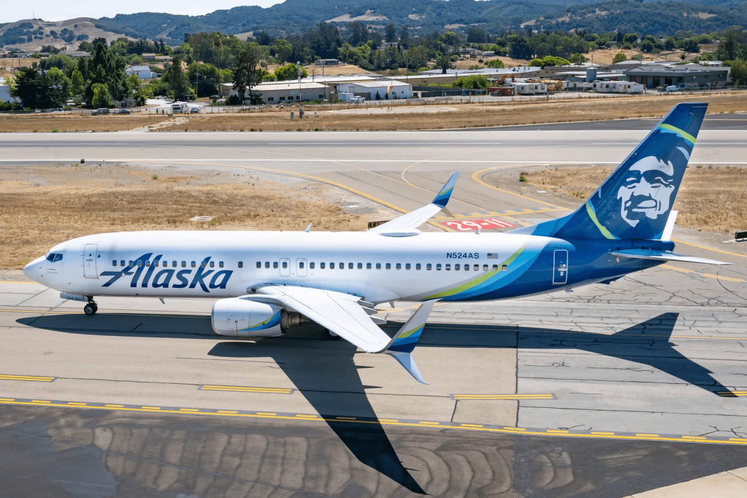 Alaska Airlines Boeing 737-800 Seat Guide (2026)