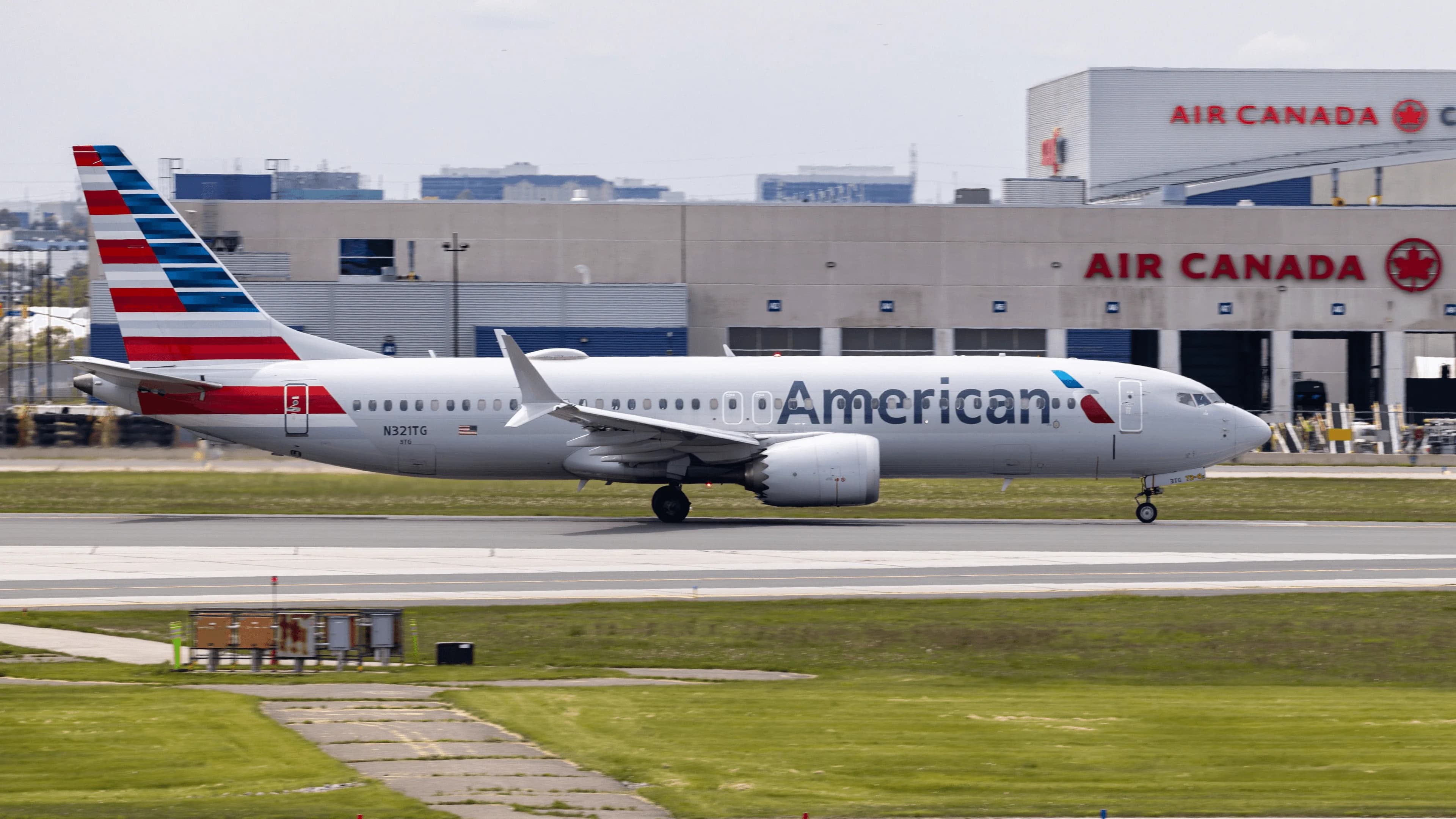 American Airlines Boeing 737 MAX 8 Seat Guide (2026)
