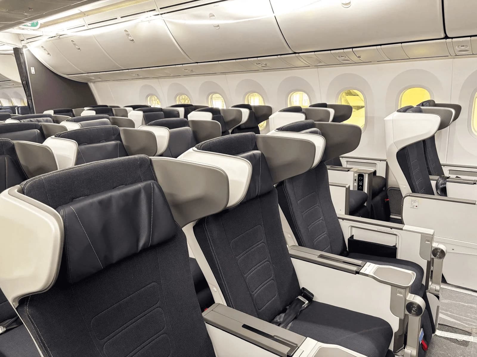 British Airways A380 World Traveler Plus Seat Guide (2026)