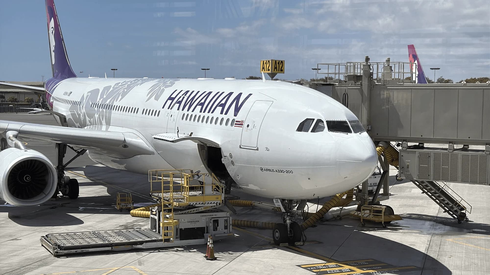 Hawaiian Airlines Airbus A330-200: Extra Comfort Intelligence & Transpacific Seat Guide