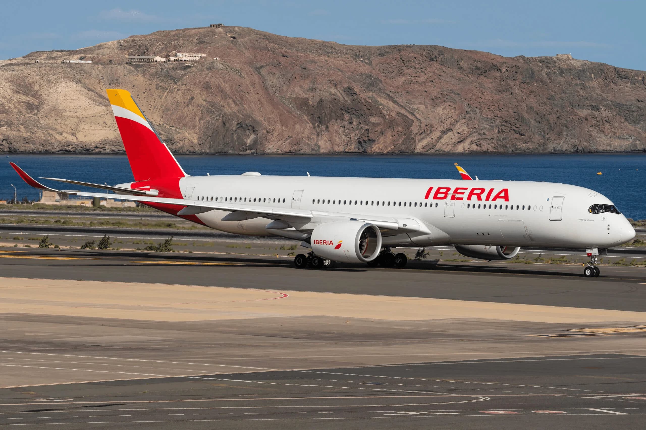 Iberia Airbus A350-900 Seat Guide (2026)