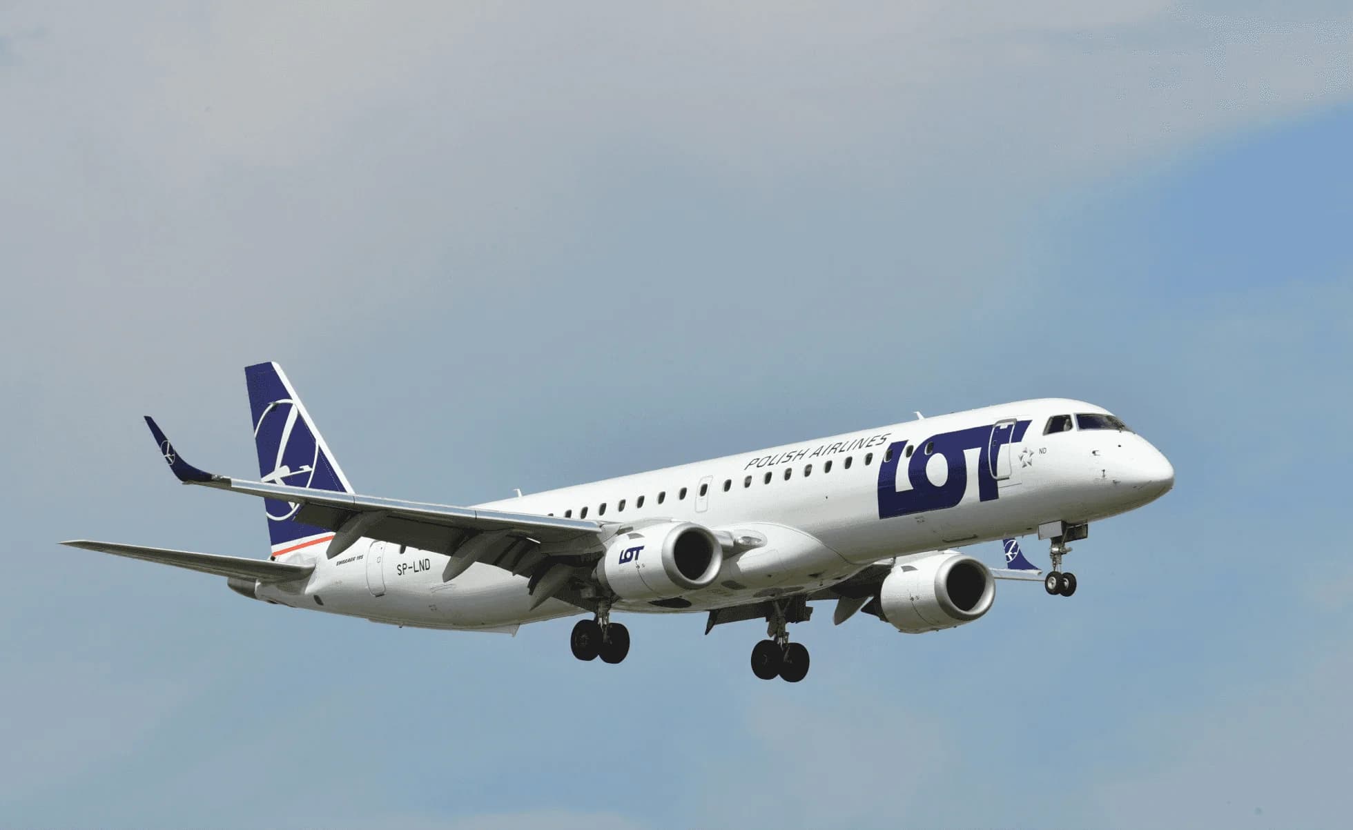 LOT Embraer-195 Seat Guide (2026)