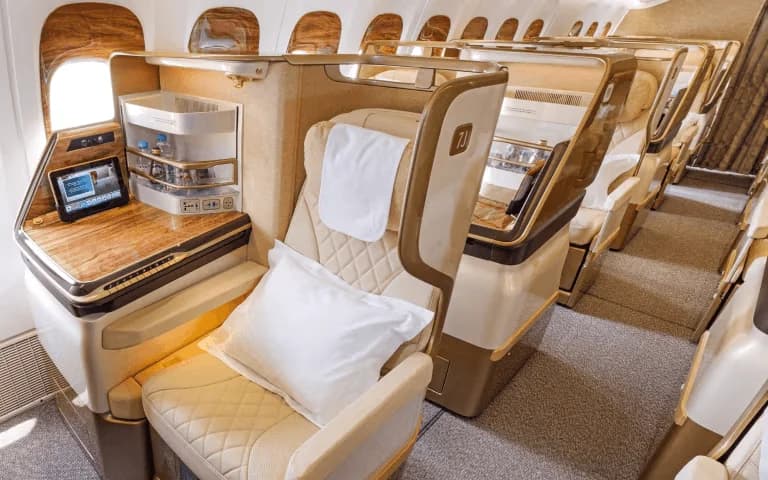Best Airlines from Paris to Dubai (2026)