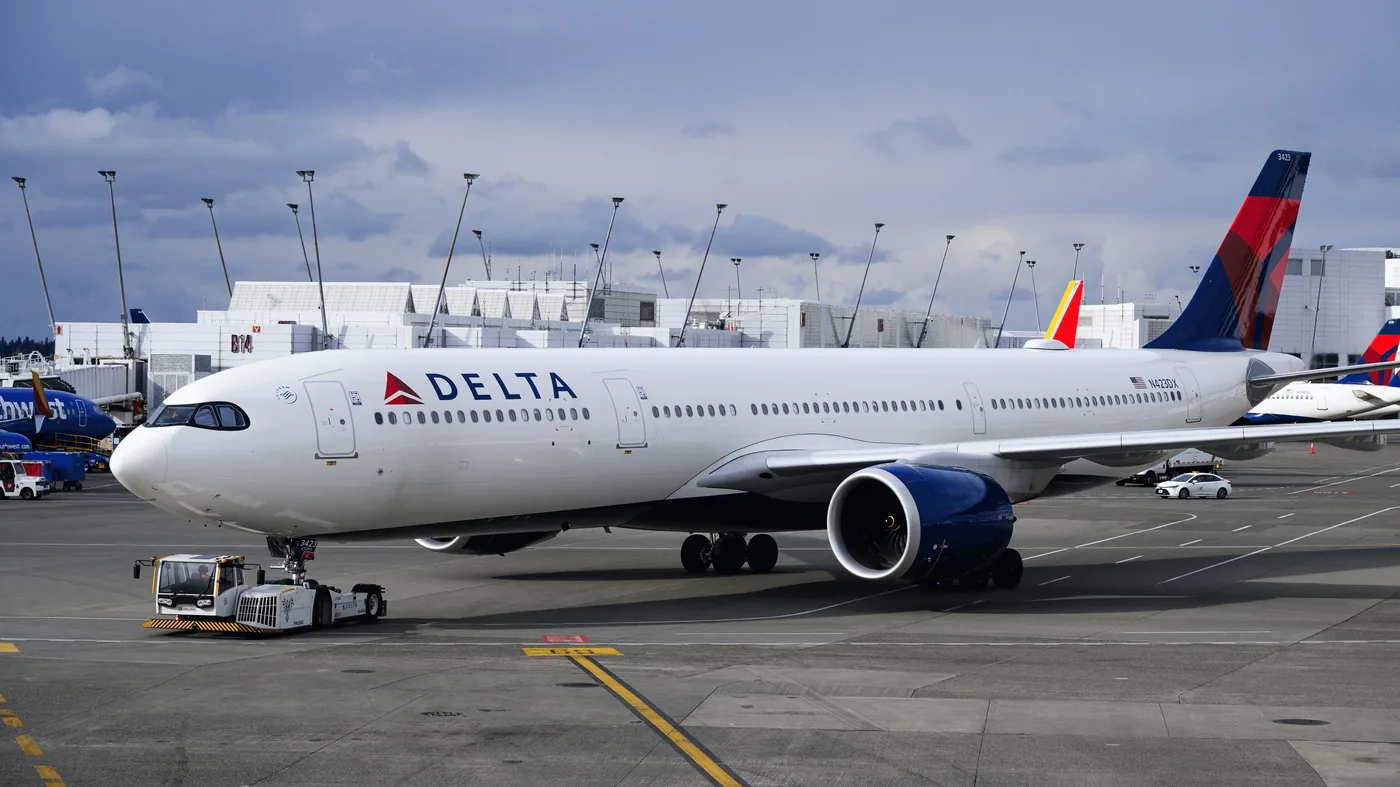 Delta Air Lines Airbus A330-900neo: Delta One Suite Intelligence & Seat Guide