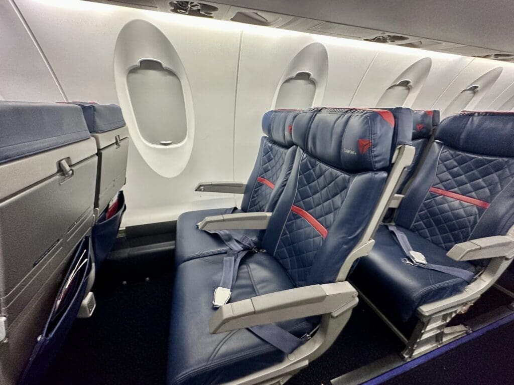 Delta CRJ-900 Seat Guide (2026)