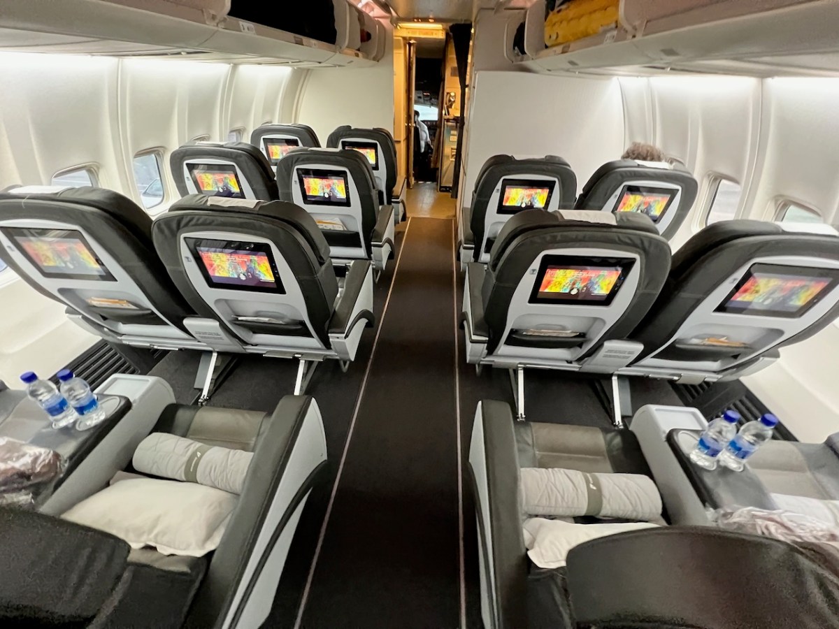 Icelandair 757-200 Seat Guide (2026)