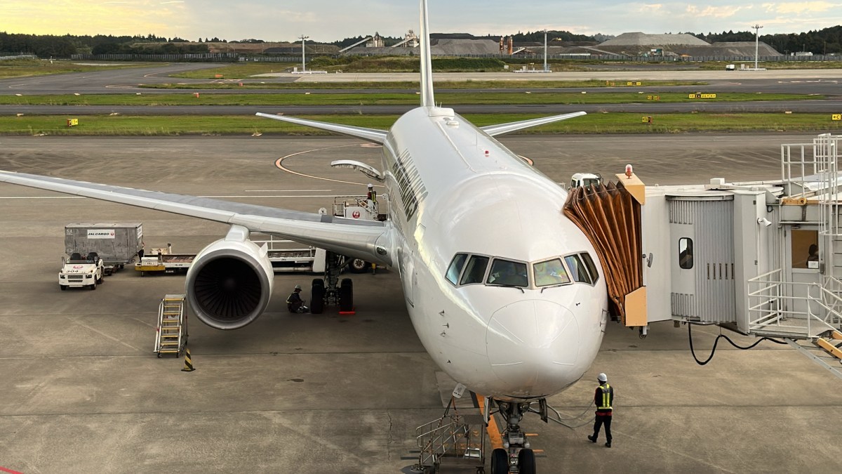 Japan Airlines 767-300ER Seat Guide (2026)