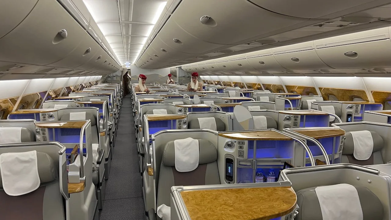 Best Airlines from Dubai to Bangkok (2026)
